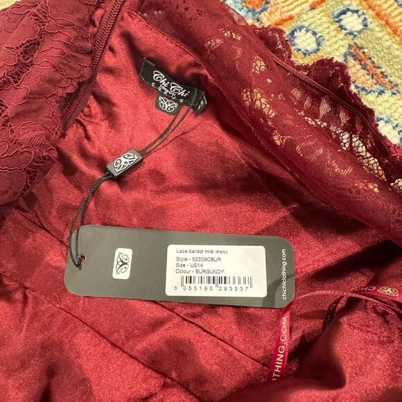 Chi Chi London Women's Red Dress - Picture 5 of 10